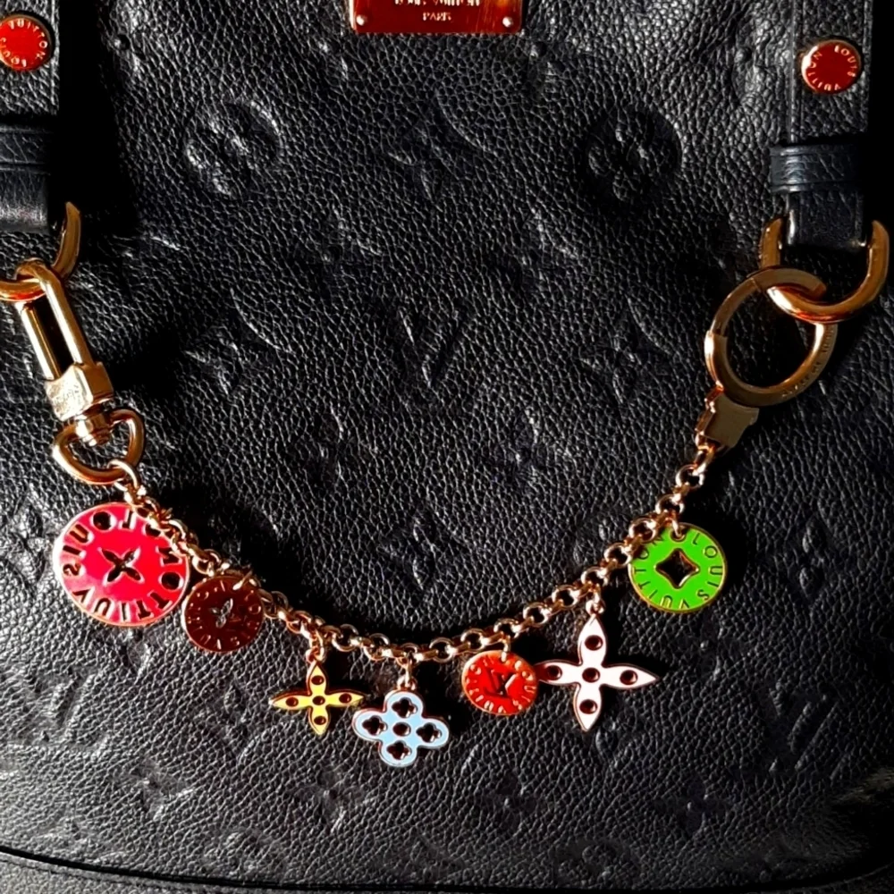 Louis Vuitton Authentic Monogram Multicolor Looping Chain Key Ring EUC